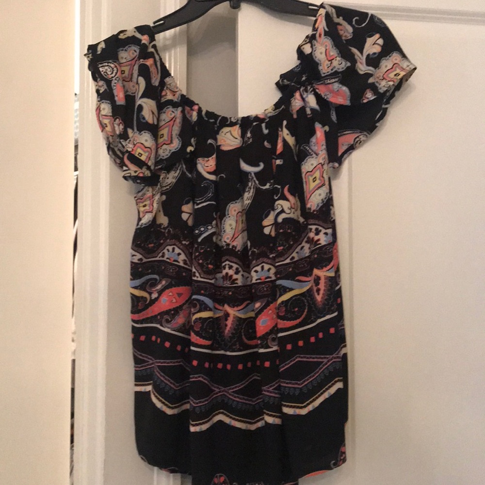 Off the shoulder/flutter sleeve Top